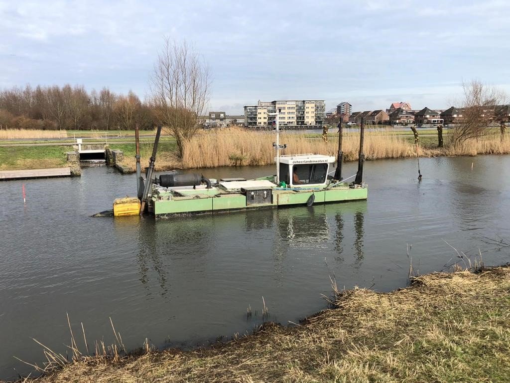 Baggeren aan de Koedood in Barendrecht