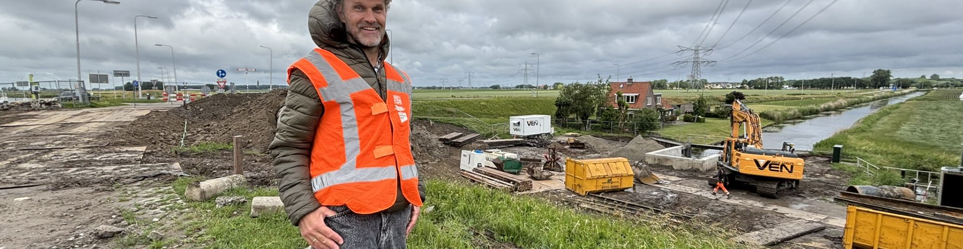 Marco van der Zee bij voormalig gemaal De Volharding.