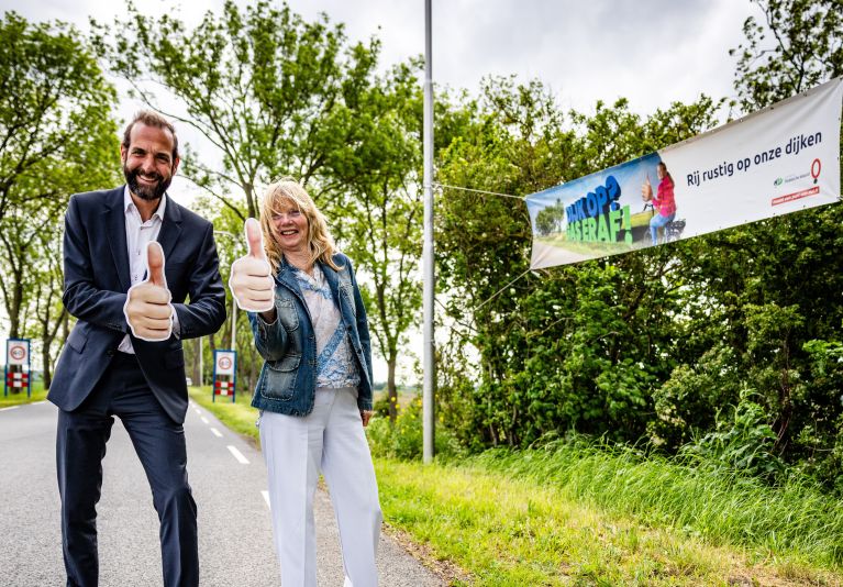 Wethouder Hein Verbiest en heemraad Hennie Wiersma-den Dulk